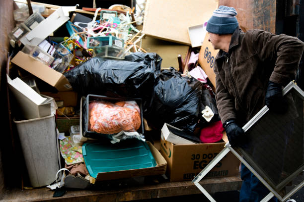 Best Professional Junk Removal  in Islandia, NY